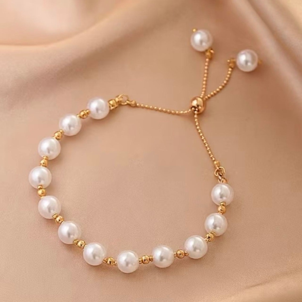 Pearl bracelet